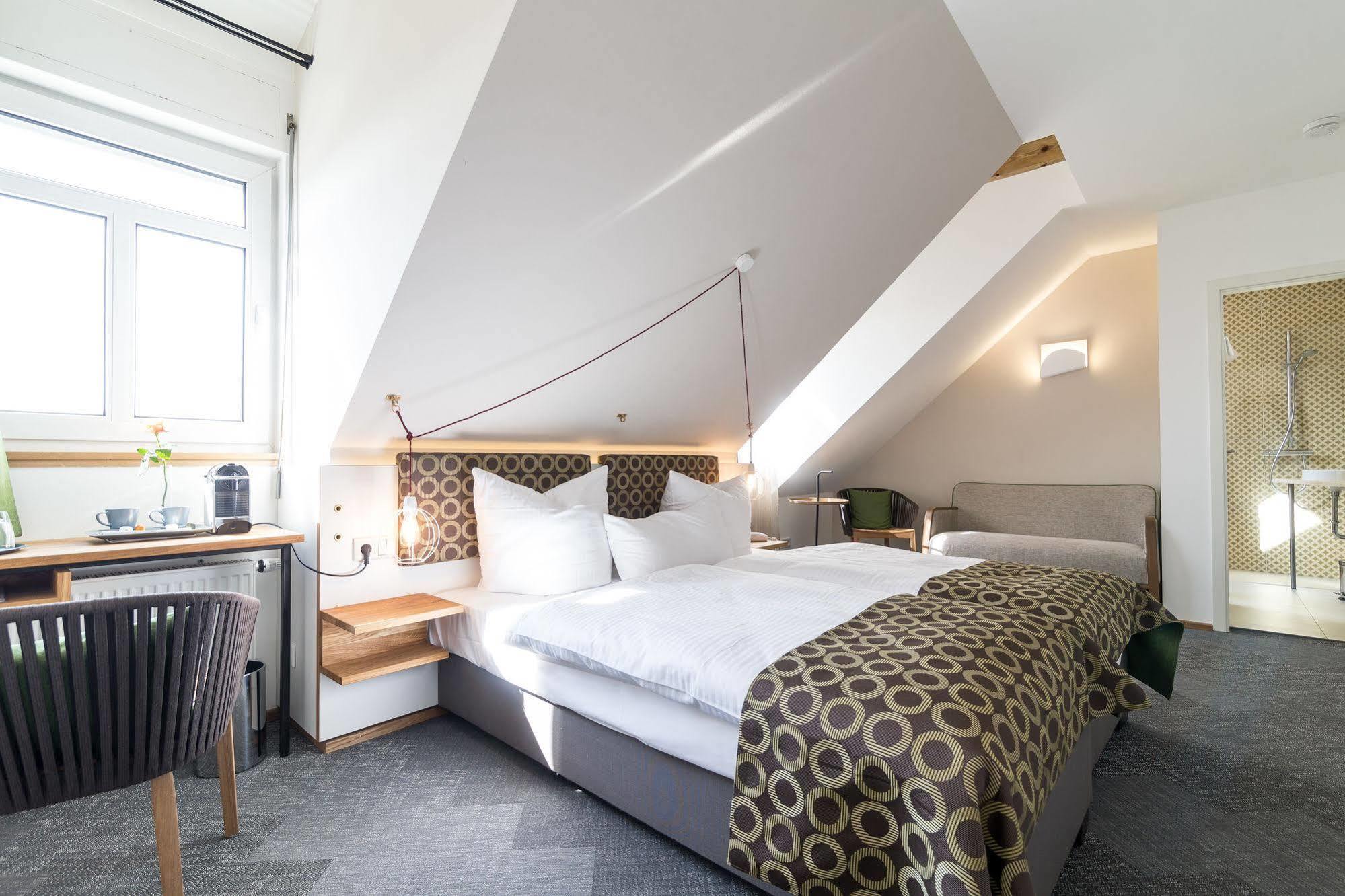 Hotel Schoene Aussicht Frankfurt am Main Eksteriør billede